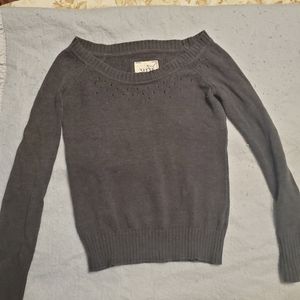 Grey sweater (Garage)